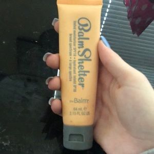 The balm balm shelter tinted moisturizer